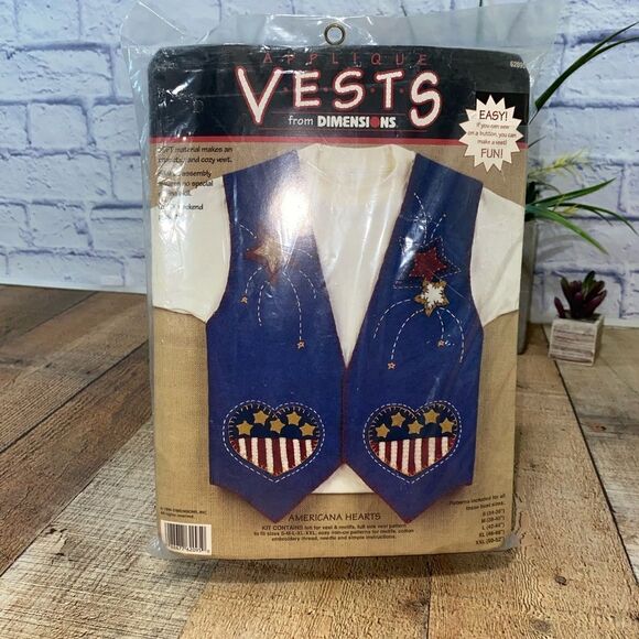 Vest Kit Felt Craft Applique Dimensions Nwt Sealed Americana Hearts - Picture 1 of 7